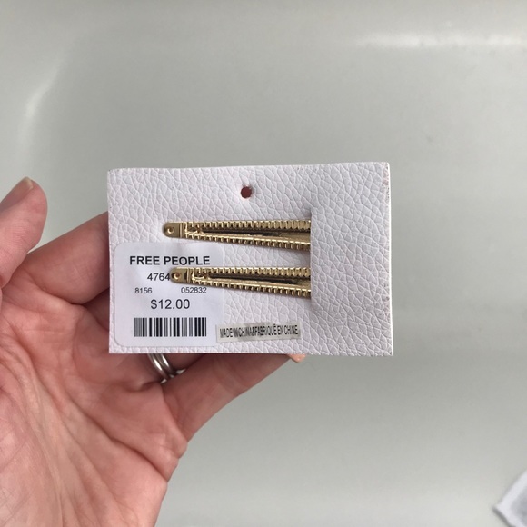 Free People Acrylic Clips-never worn - Picture 3 of 4